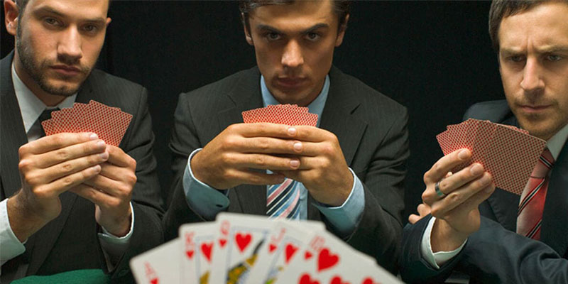 Các thứ bậc trong Poker- Điều bạn cần nắm vững trong cách đánh xì tố